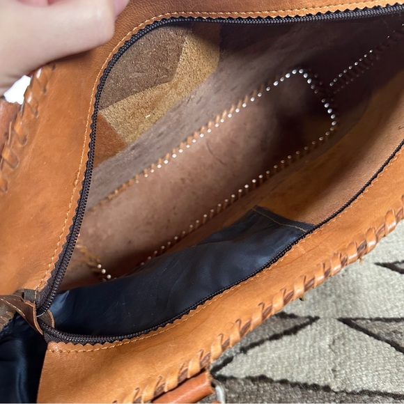 Vintage handmade western tooled Leather Shoulder Bag patchwork purse large tote - Picture 7 of 14